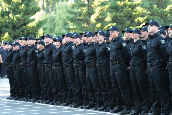 Новость - События - Фотофакт: в Полтаве проверяют физическую подготовку будущих полицейских