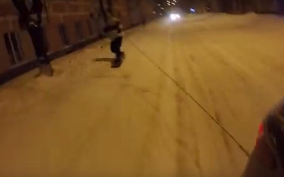 Новость - События - Видео дня: полтавчане катаются по городу на сноубордах