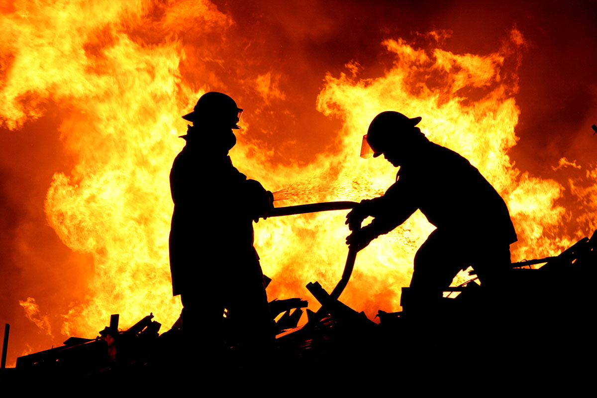 Новость - События - Пожар в Полтаве: на Европеской загорелись две квартиры