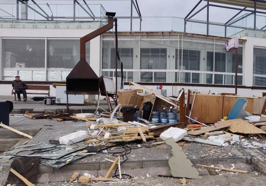 Будет посвободнее: на Ланжероне демонтировали кафе