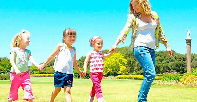 Ко Дню воспитателя: ТОП-10 фильмов о нянях