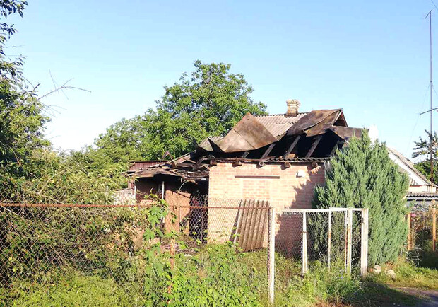 В Подольском районе горел частный дом