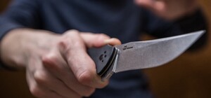 Різанина в центрі Львова: сім’я п’яних ромів з ножем накинулась на перехожого