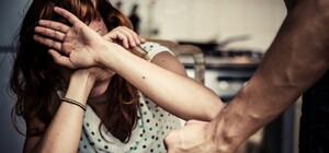 Защищал маму: под Запорожьем 10-летний мальчик зарезал отца