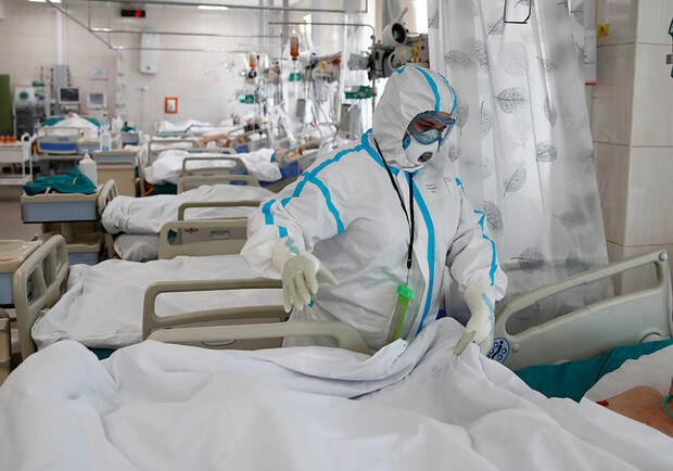 Коронавирус в больницах Полтавы. Фото: Максим Шеметов/Reuters 