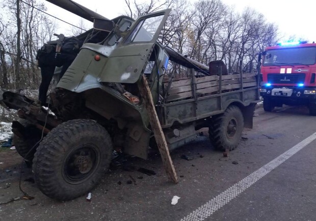 На Полтавщине столкнулись два грузовика. Фото: https://pl.dsns.gov.ua/