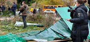 На Академической все-таки снесли забор: что говорят в мэрии 