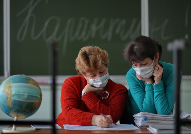 Много заболевших: в Одессе закрыли на карантин четыре школы, гимназию и детский сад. Фото Владимира Смирнова
