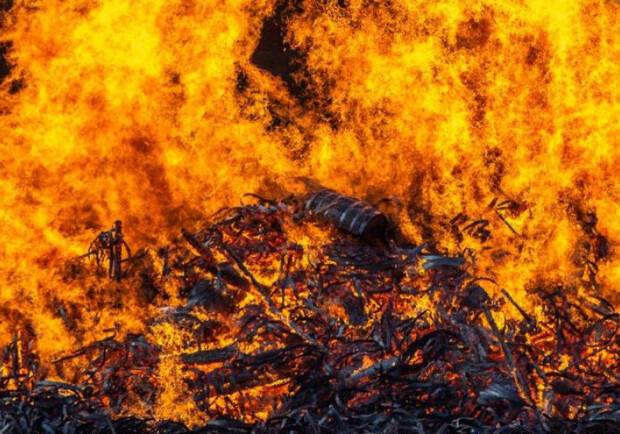 Взрыв и пожар на Полтавщине. Фото:https://24.kz/