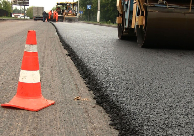На ремонт внутриквартальных дорог дома в Полтаве потратят 1,6 миллиона. Фото: sq.com.ua