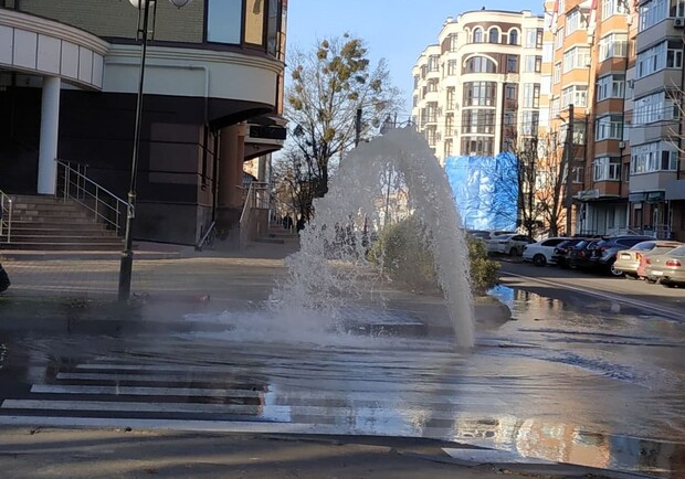 В Полтаве бьет новый "фонтан". Фото: https://t.me/poltava_to
