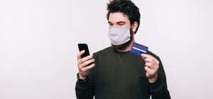 У многих одесситов списали долги за воду с банковской карты: как это случилось