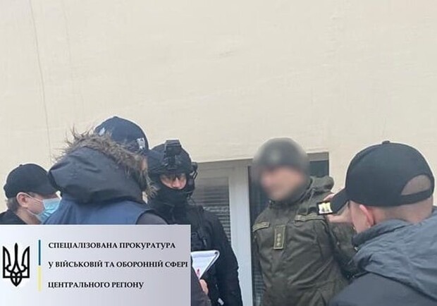 Задержали после сделки: капитан Нацгвардии в Харькове торговал наркотиками - фото