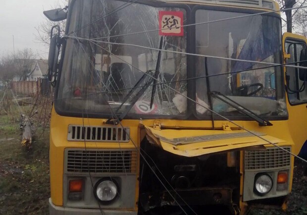 На Полтавщине школьный автобус попал в ДТП. Фото: https://pl.npu.gov.ua/