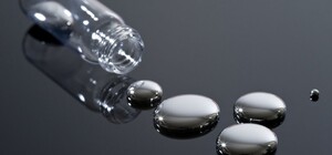 Опасная находка: в гараже в Полтаве обнаружили колбу с ртутью