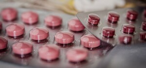 Уже 4 пострадавших: в Украине подростки травятся таблетками