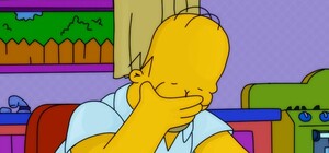 Жить надоело: под Днепром подростки катались на электричке, ухватившись за сцепку вагона (видео)