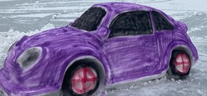 Креативно: в Днепре на реке слепили Volkswagen из снега (фото, видео)