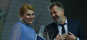 Без маски и соблюдения дистанции: глава Одесского облздрава нарушила карантин