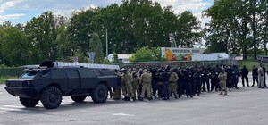 Нападение на журналистов и флаг ДНР: на рынке 