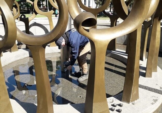 В Полтаве зацвел фонтан за миллион. Фото: https://t.me/poltava