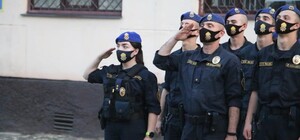 Впервые в Украине: в Одессе женщина-нацгвардеец возглавила патрулирование города  