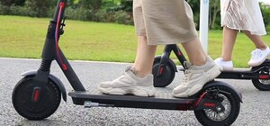 В Запорожье появился прокат электросамокатов: как взять покататься (инструкция)