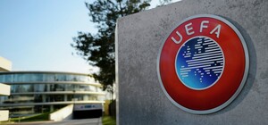 Лига чемпионов и Лига Европы: УЕФА назвал города, в которых пройдут финалы еврокубков