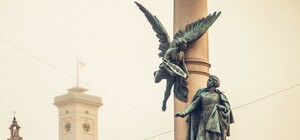 Безкоштовно: львів’ян кличуть на екскурсію знаковими скульптурами міста