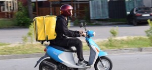 Через зауваження: кур’єр Glovo побив львів'янина