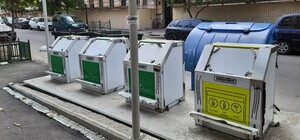 Подземные рядом с наземными: на Гоголя установили новые мусорки, а старые не убрали