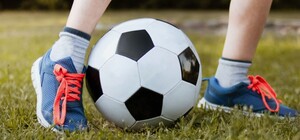 Обводили мячи вокруг фишек: подробности гибели школьницы на уроке