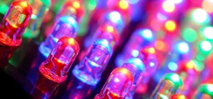 Шок для эпилептика: в парке Шевченко установили жуткую подсветку