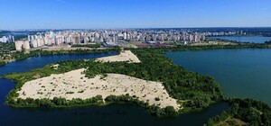 Бетон вместо экопарка: на Осокорках построят большую улицу через озера