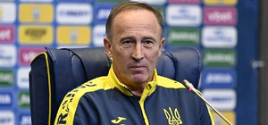 Александра Петракова утвердили главным тренером сборной после выхода Украины в плей-офф ЧМ-2022