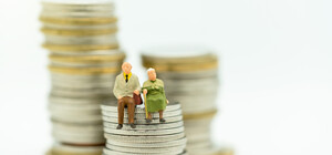 От 80 до 800 гривен: с 1 декабря в Украине повысят пенсии