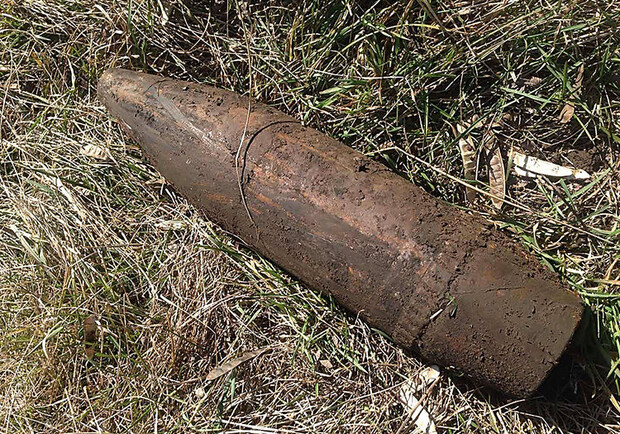 В Полтаве нашли устаревший артснаряд калибра 152 мм 