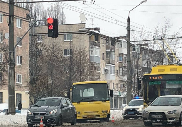В Полтаве маршрутка протаранила авто 