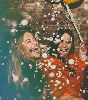 10 вариантов развлечений для компании на Новый год