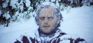 Руки растирать нельзя: в МОЗ рассказали, что делать при переохлаждении