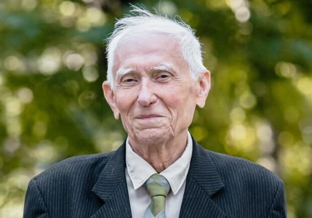 В Полтаве на 82-м году жизни скончался педагог университета 