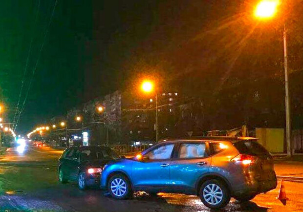 ДТП в Полтаве на Зиньковской: пострадали два человека 
