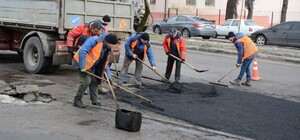 Є відповідь: коли залатають ями на Зеленій, Широкій і Героїв УПА у Львові