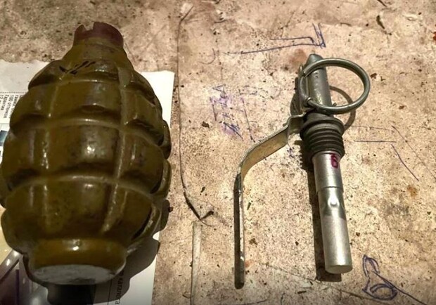 В Полтаве у мужчины нашли гранату 
