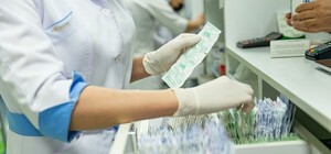 Какие аптеки работают в Киеве