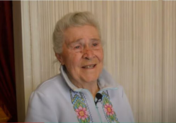 84-летняя портниха из Полтавы помогает переселенцам и армии 