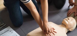 В Киеве организовали курсы по оказанию первой медицинской помощи: адреса