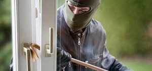 На Павловом поле обокрали магазин техники