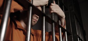 Львів'янин із в'язниці продавав неіснуючу військову амуніцію