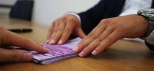 Можно ли не платить по кредиту во время военного положения